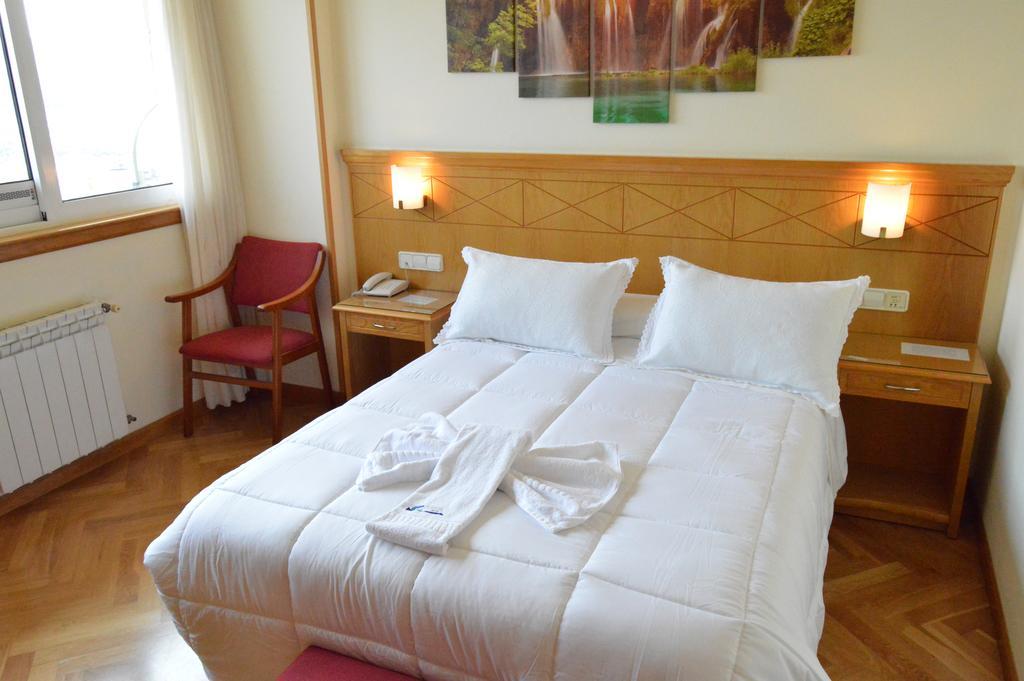 Hotel Cristal 2 A Coruña Dış mekan fotoğraf