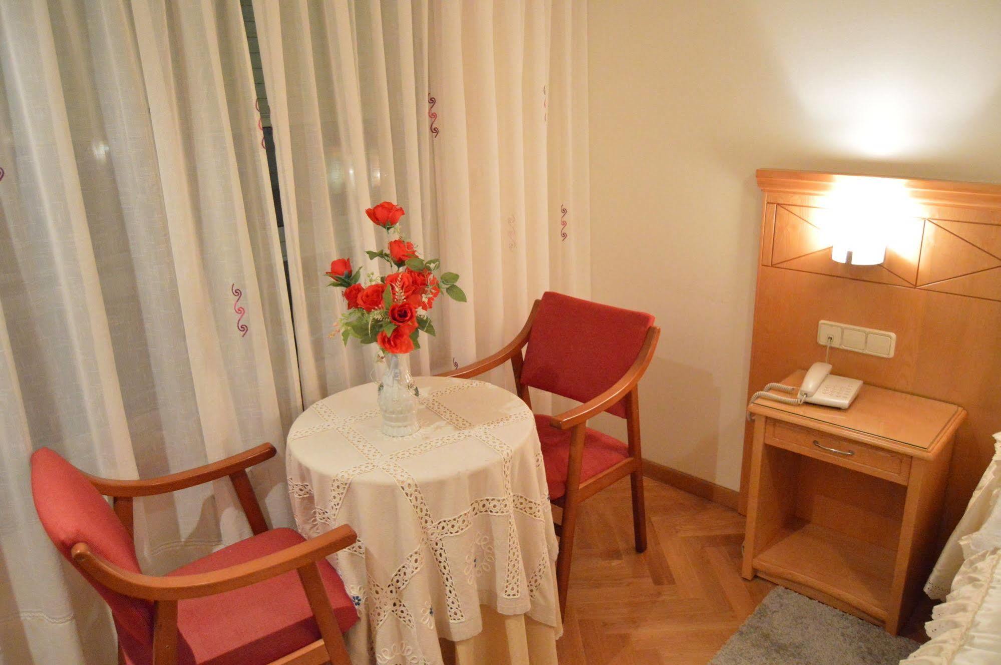 Hotel Cristal 2 A Coruña Dış mekan fotoğraf