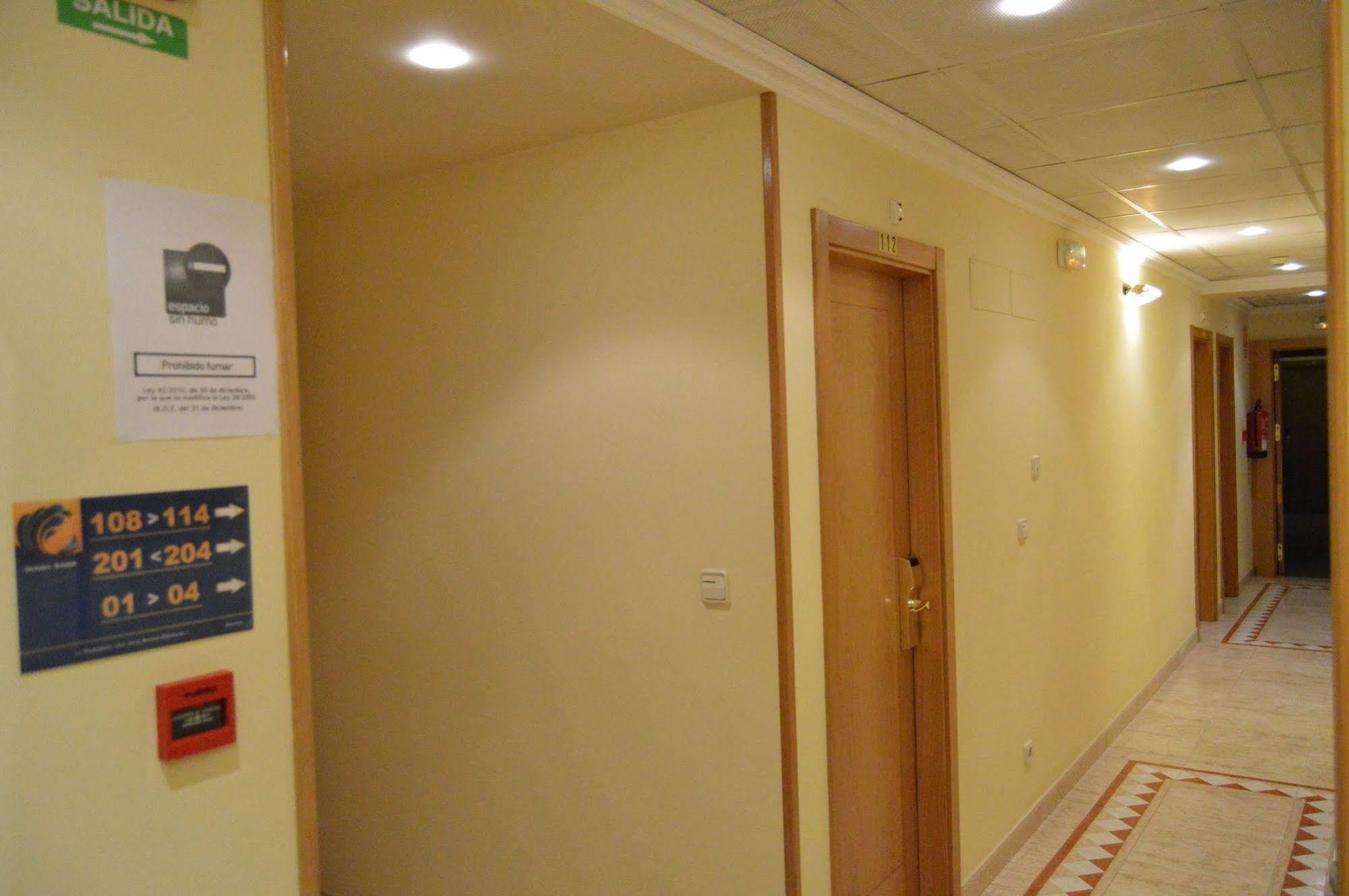 Hotel Cristal 2 A Coruña Dış mekan fotoğraf